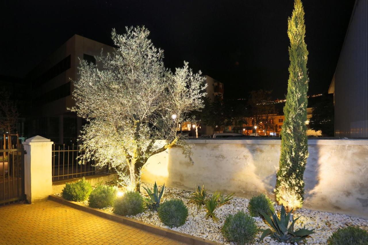 Garni Villa Tyrol - Adults Only メラーノ エクステリア 写真