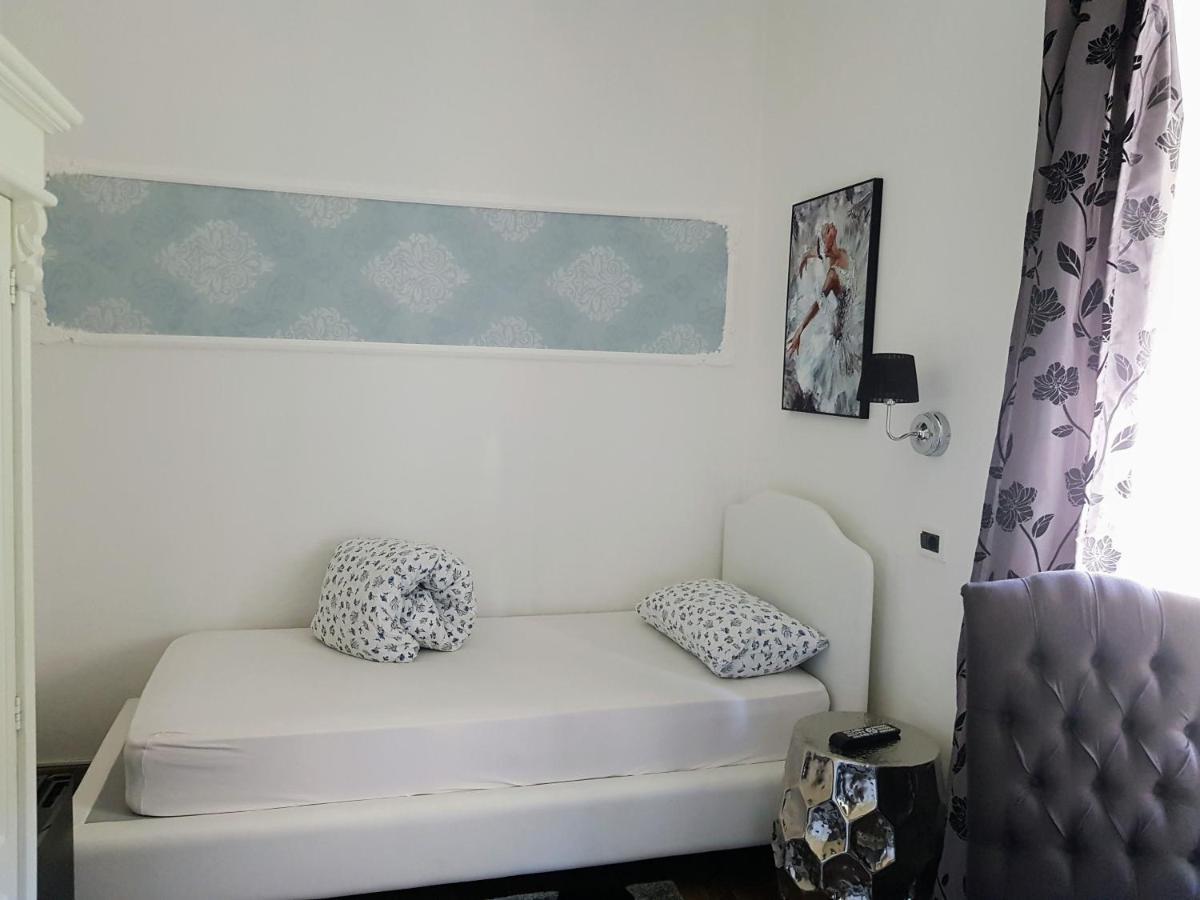 Garni Villa Tyrol - Adults Only メラーノ エクステリア 写真